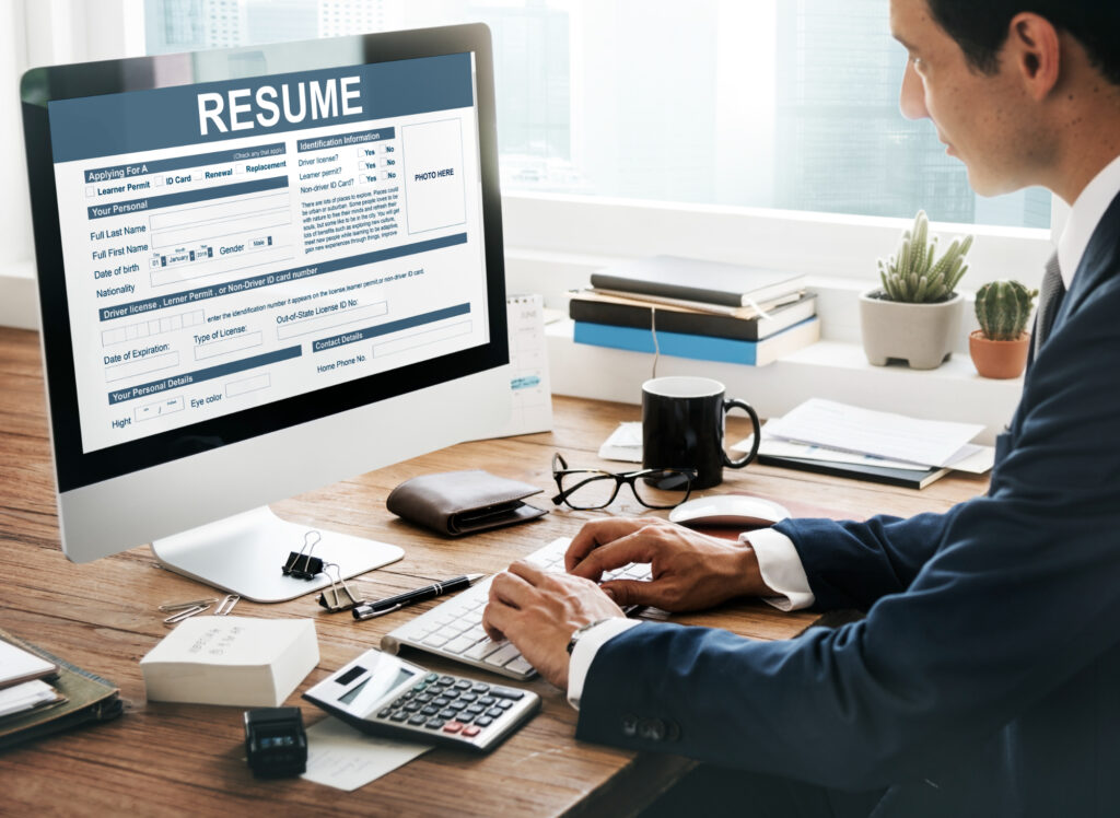 Your Guide to Crafting the Perfect Resume for Any Job